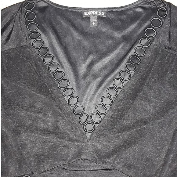 EXPRESS Gorgeous Black Top - Picture 2 of 3
